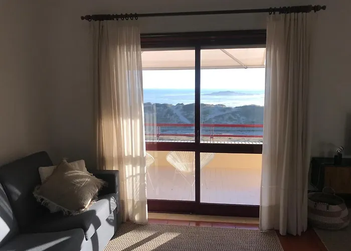 Beachfront With Swimming Pool Appartement